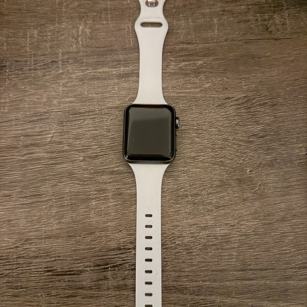 Apple Watch Series 3 with White Sport Band - White